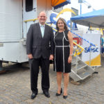 O chefe de Odontologia do Sesc Wladmir Lucena e a prefeita Isabel Cristina Araújo Hacker